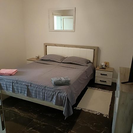 Residence Manu تارجو نيمت المظهر الخارجي الصورة