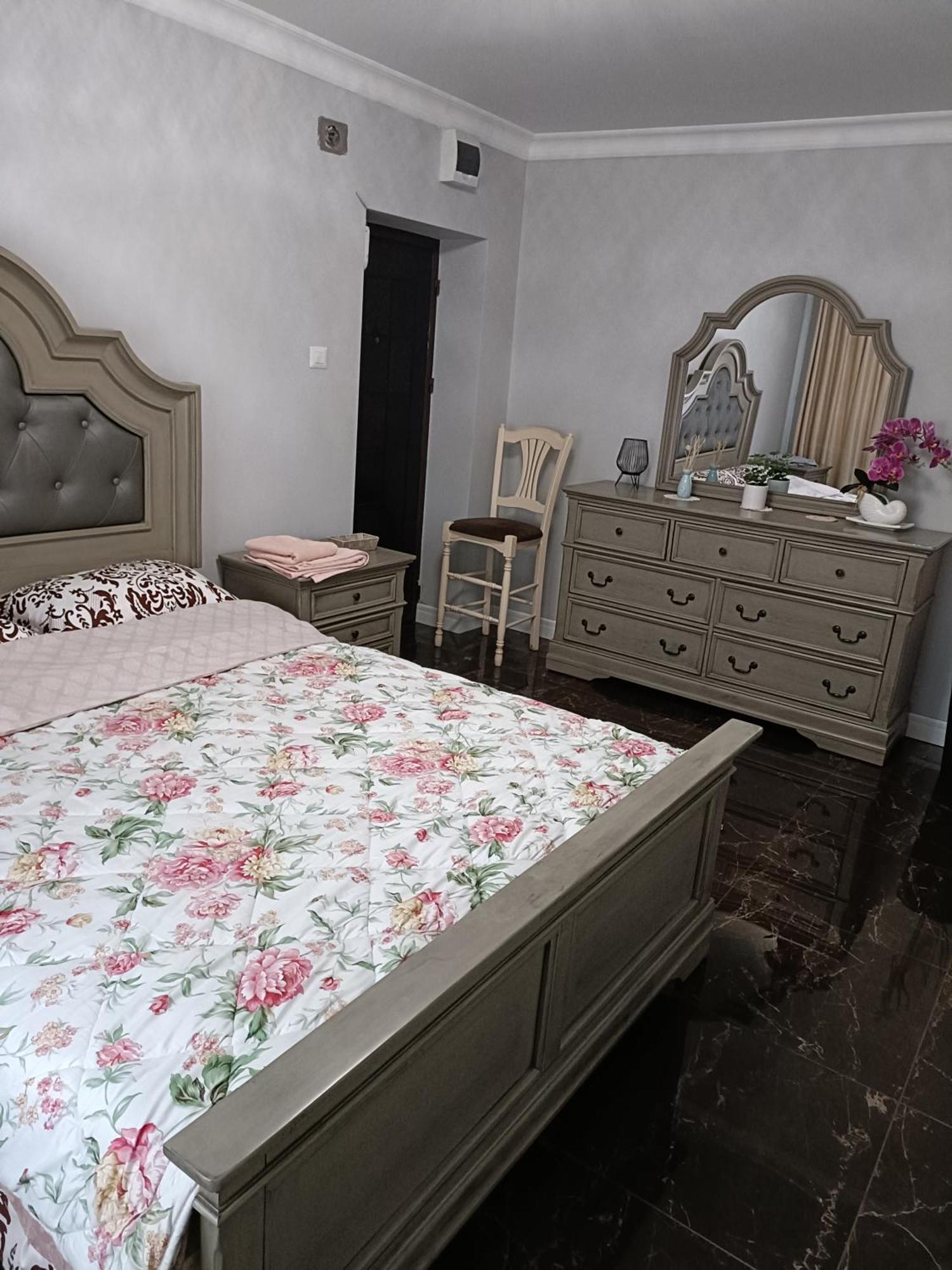 Residence Manu تارجو نيمت المظهر الخارجي الصورة