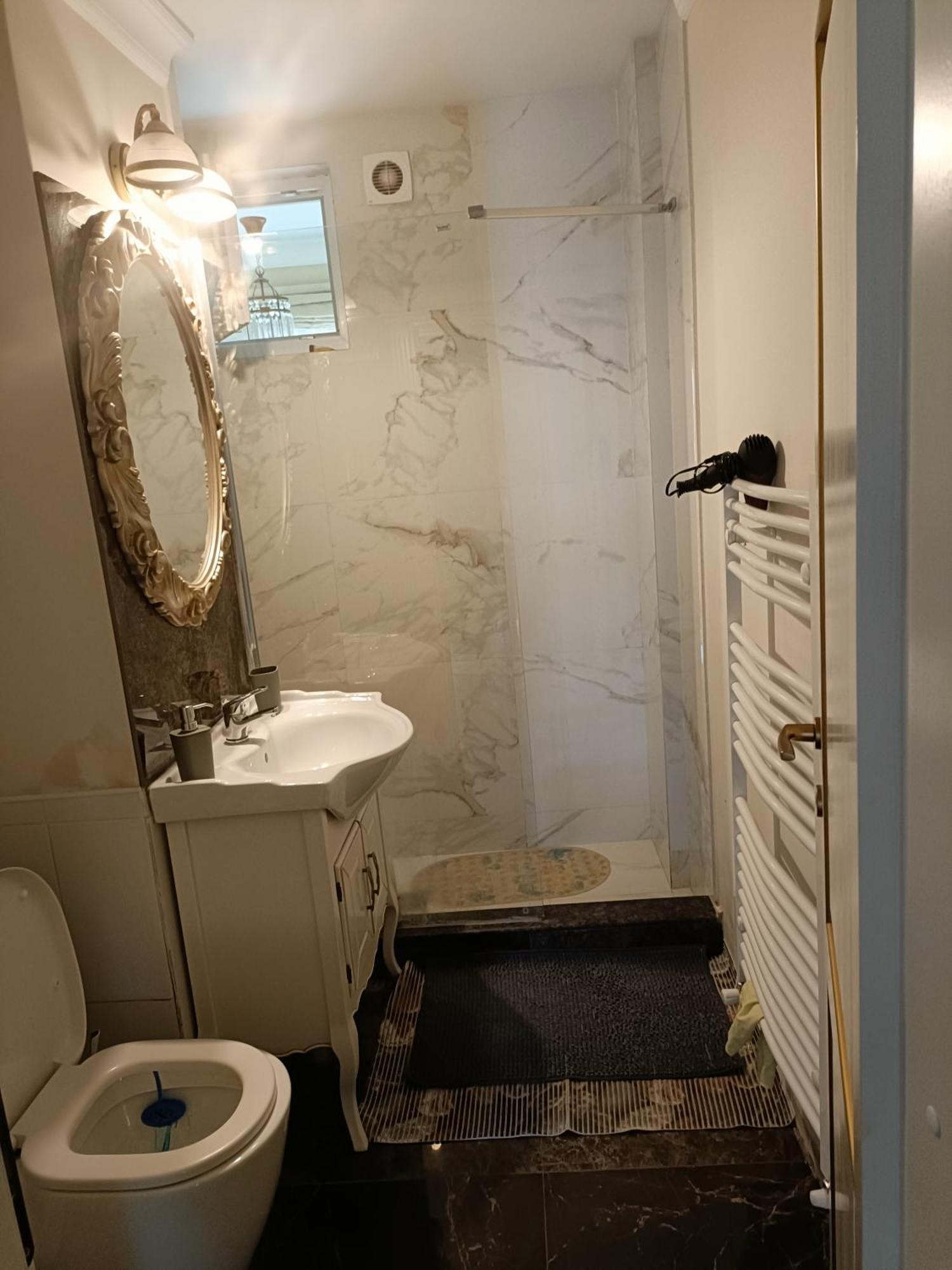 Residence Manu تارجو نيمت المظهر الخارجي الصورة